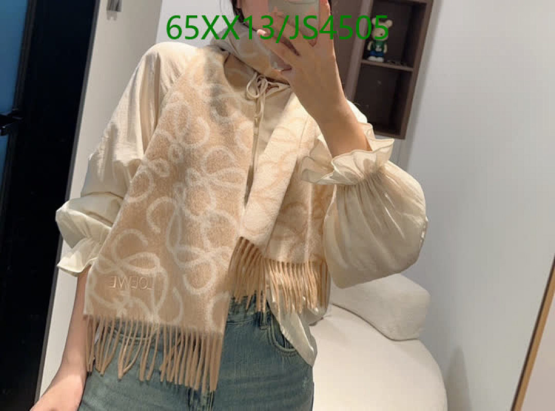 Loewe-Scarf Code: JS4505 $: 65USD