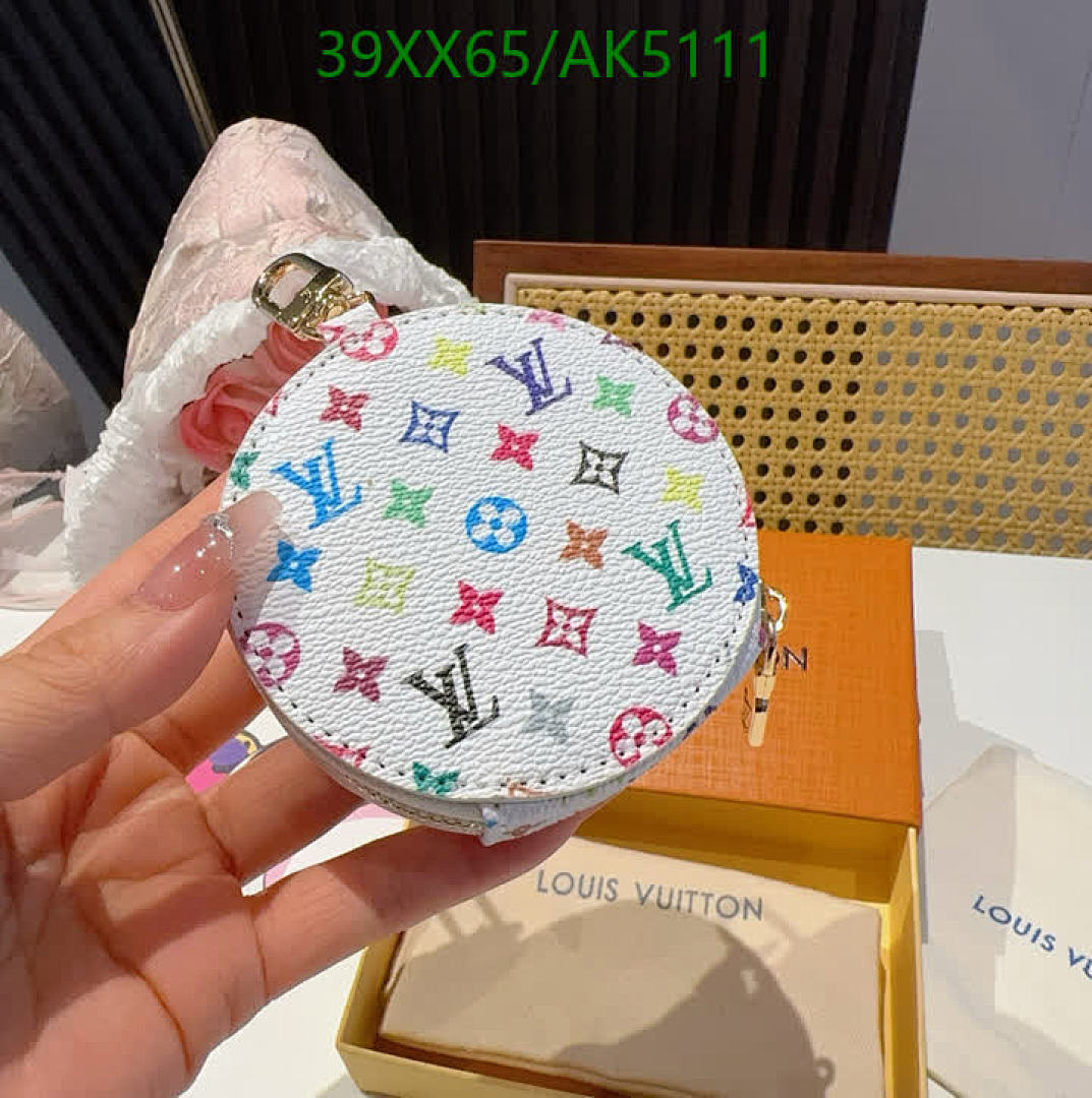 LV-Key pendant Code: AK5111 $: 39USD