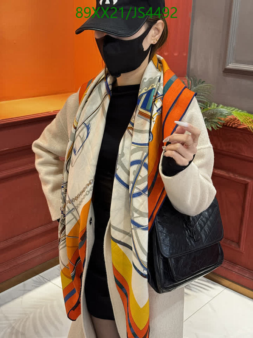 Hermes-Scarf Code: JS4492 $: 89USD