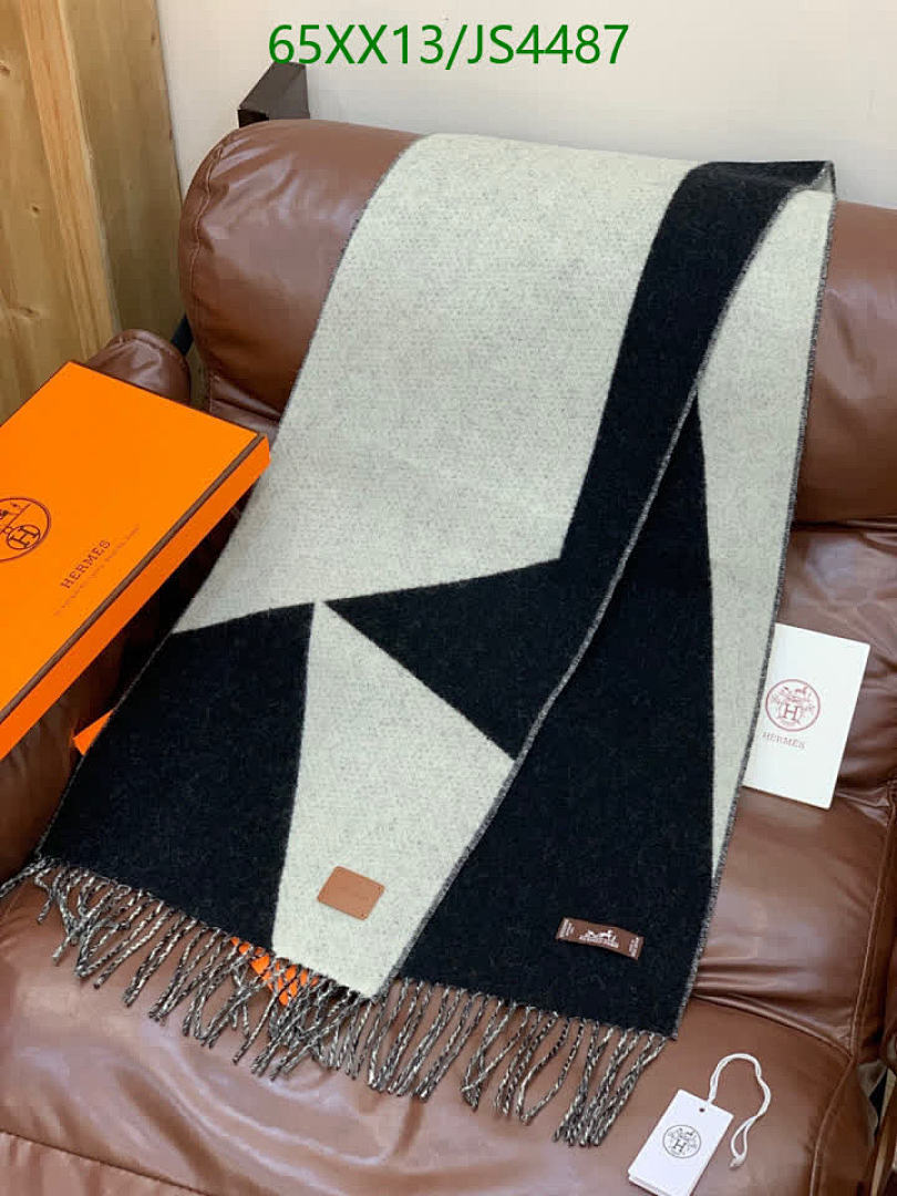 Hermes-Scarf Code: JS4487 $: 65USD