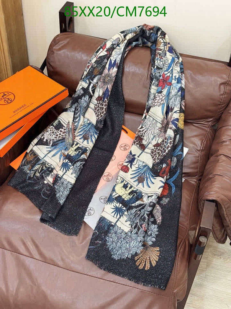 Hermes-Scarf Code: CM7694 $: 85USD