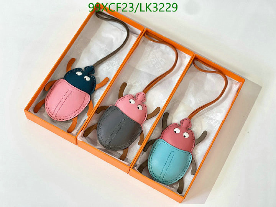 Hermes-Key pendant Code: LK3229 $: 99USD