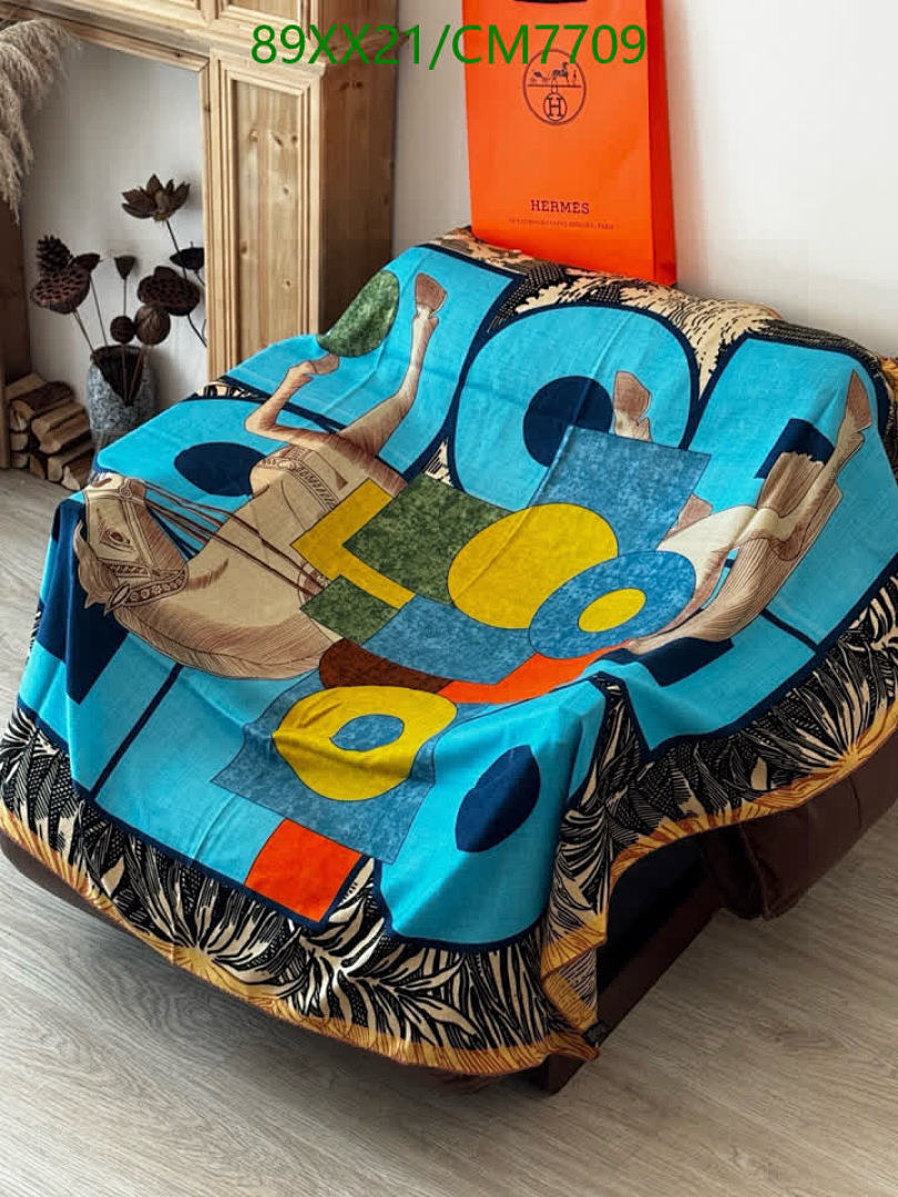 Hermes-Scarf Code: CM7709 $: 89USD