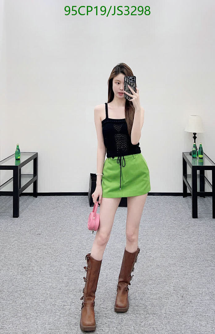 Chanel-Clothing Code: JS3298 $: 95USD