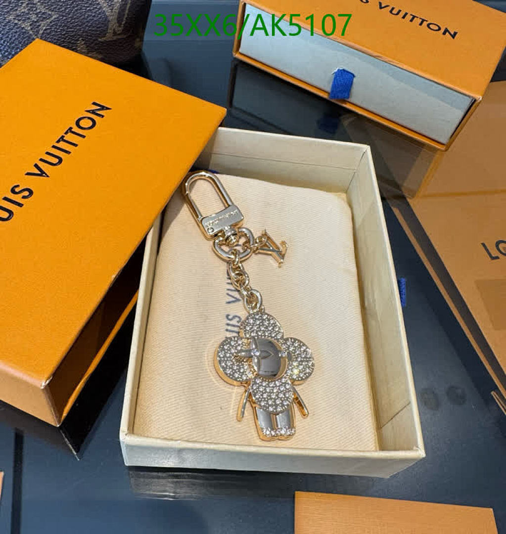 LV-Key pendant Code: AK5107 $: 35USD