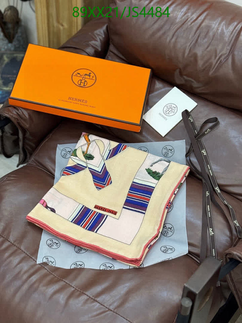 Hermes-Scarf Code: JS4484 $: 89USD