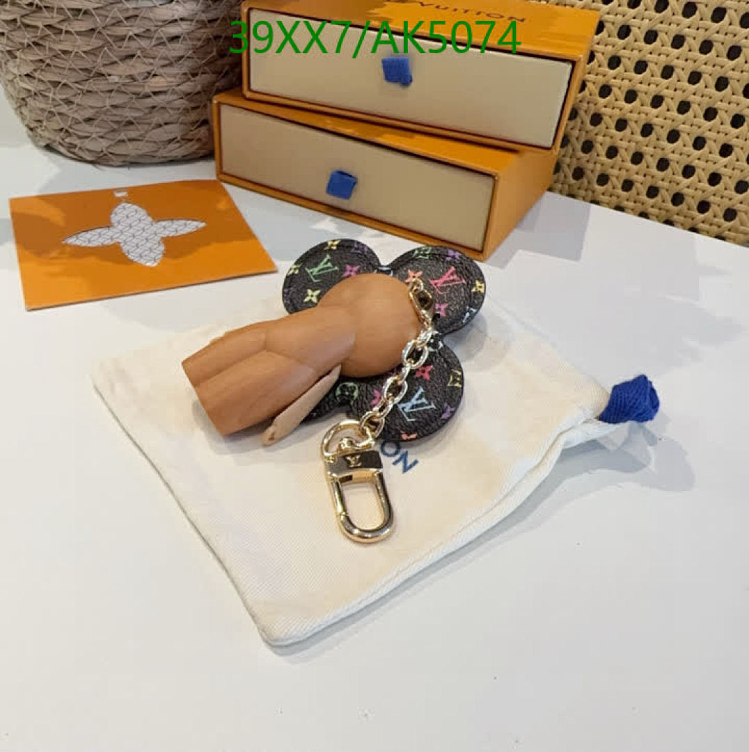 LV-Key pendant Code: AK5074 $: 39USD