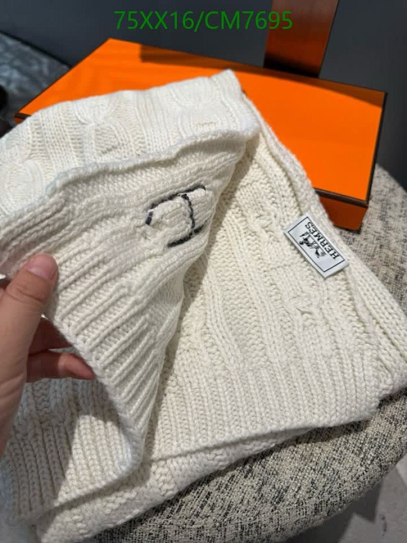 Hermes-Scarf Code: CM7695 $: 75USD