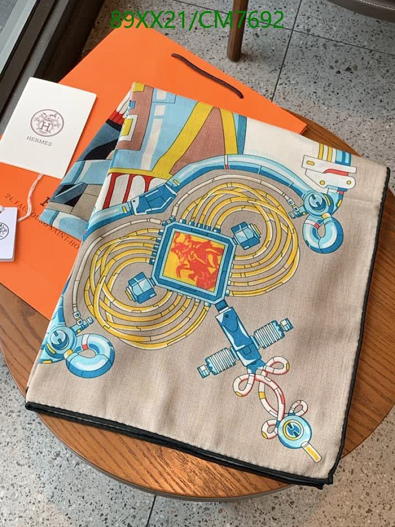 Hermes-Scarf Code: CM7692 $: 89USD
