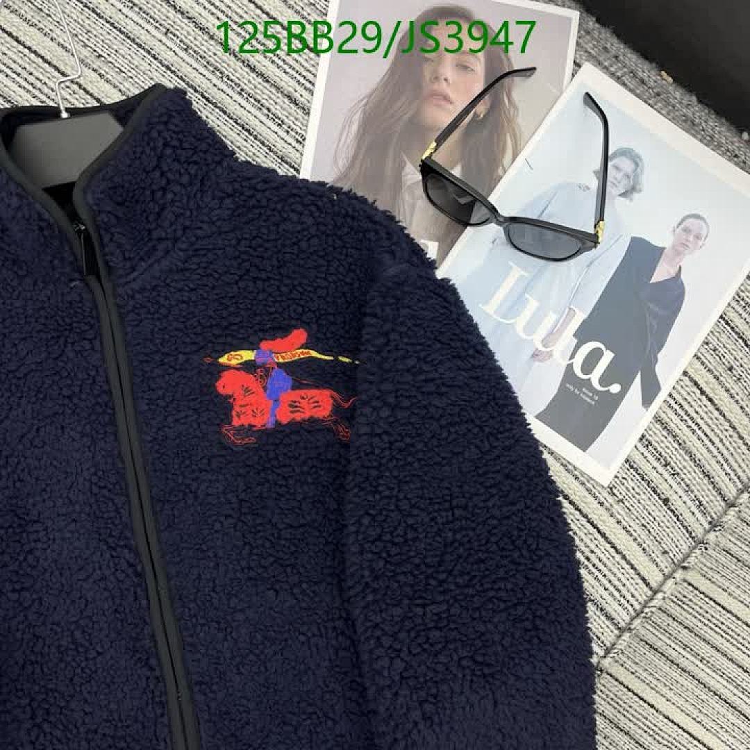 Burberry-Clothing Code: JS3947 $: 125USD