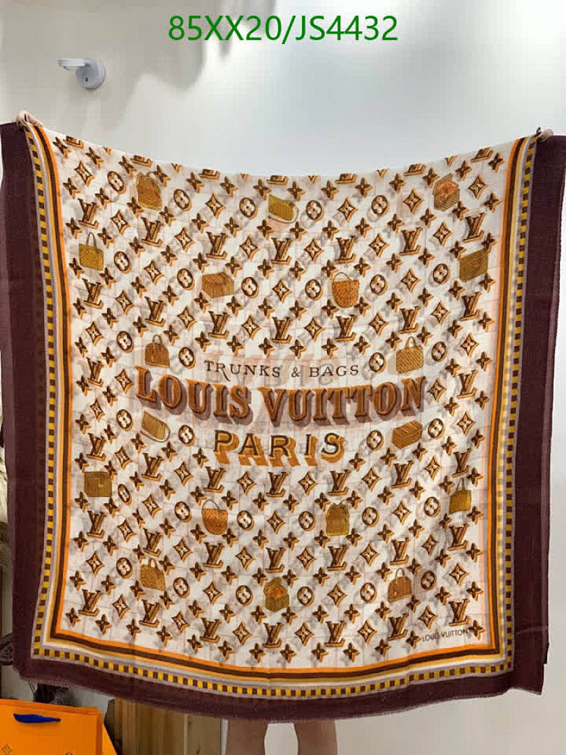 LV-Scarf Code: JS4432 $: 85USD