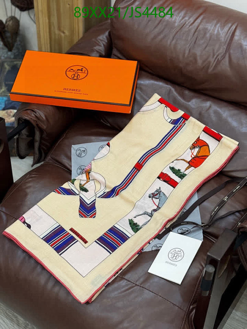 Hermes-Scarf Code: JS4484 $: 89USD