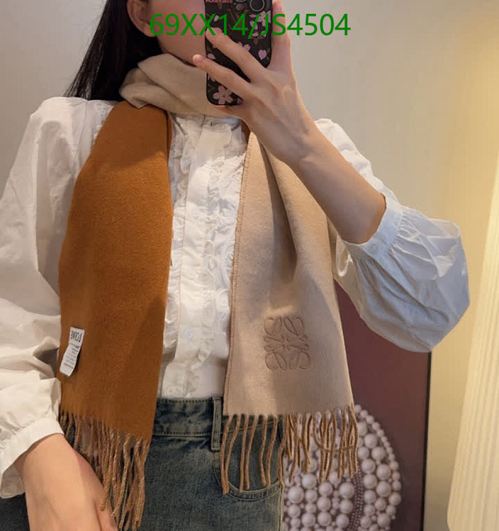 Loewe-Scarf Code: JS4504 $: 69USD