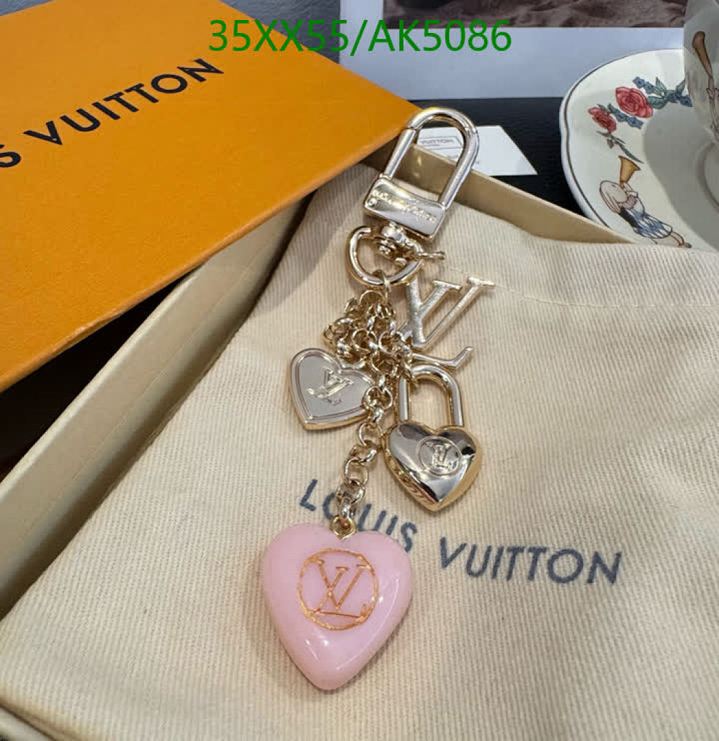 LV-Key pendant Code: AK5086 $: 35USD
