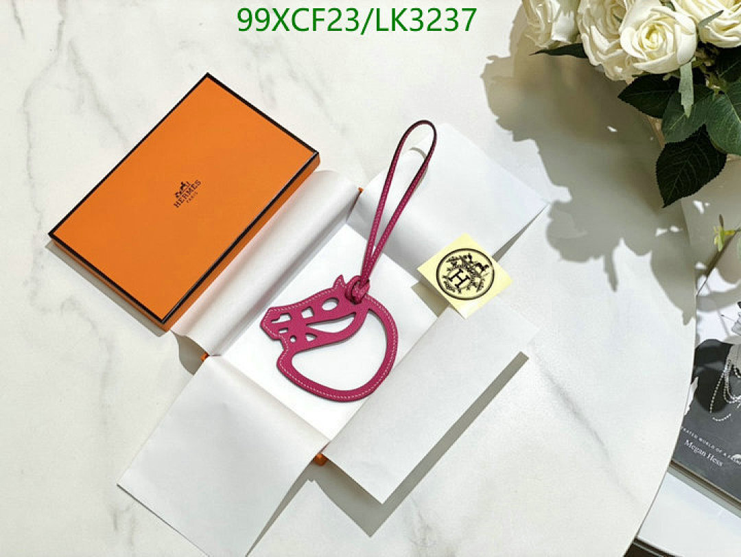 Hermes-Key pendant Code: LK3237 $: 99USD