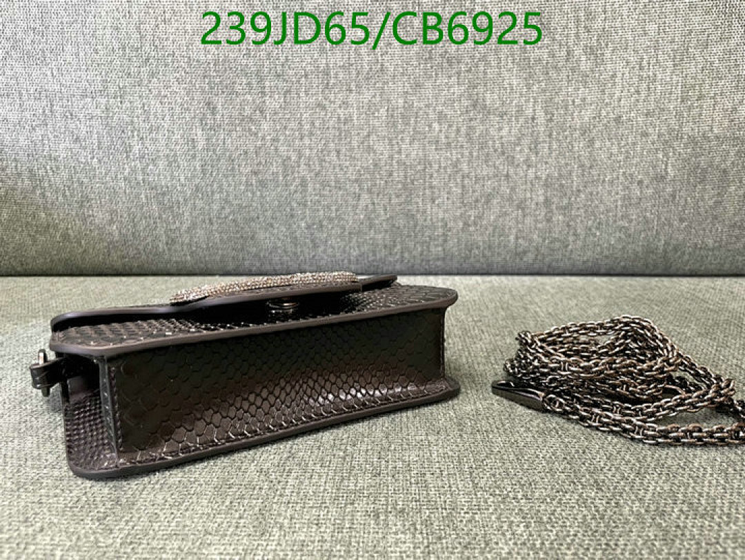 Valentino-Bag-Mirror Quality Code: CB6925 $: 239USD