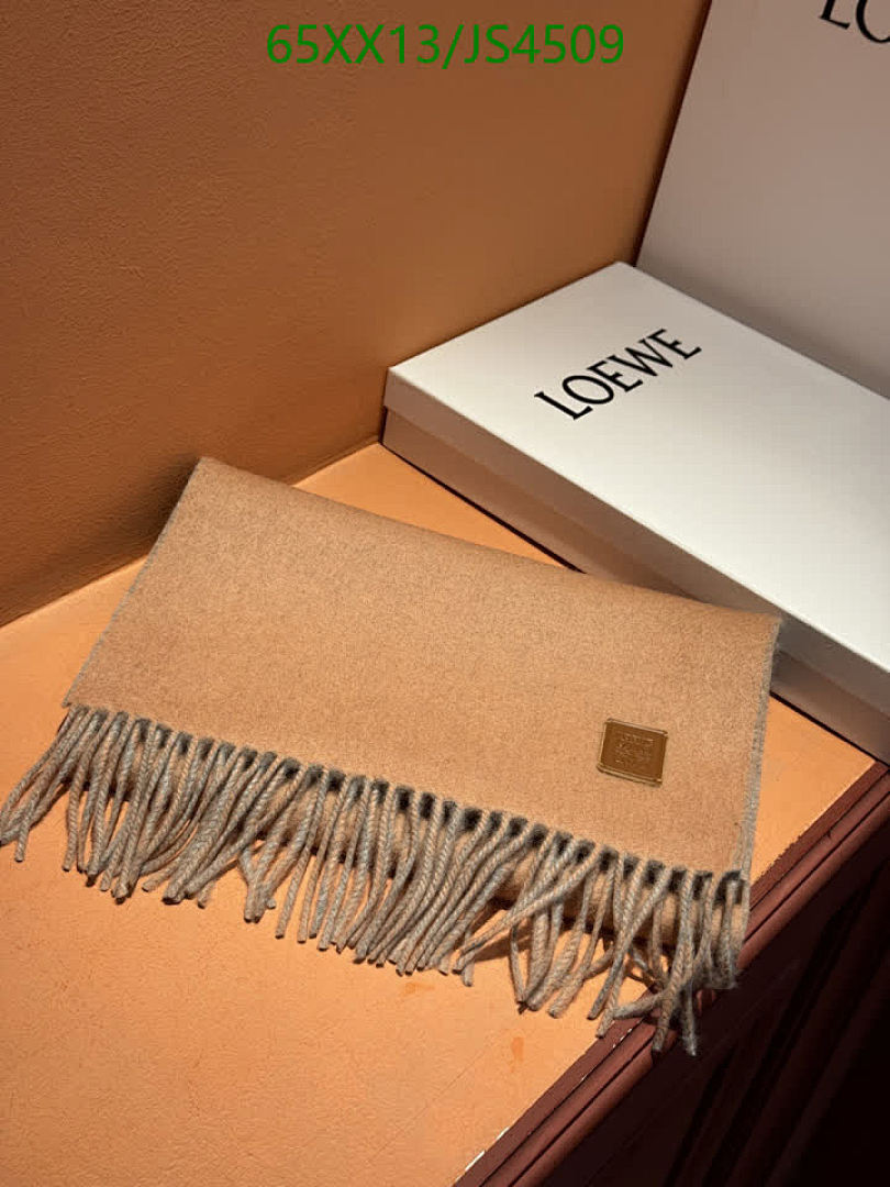 Loewe-Scarf Code: JS4509 $: 65USD