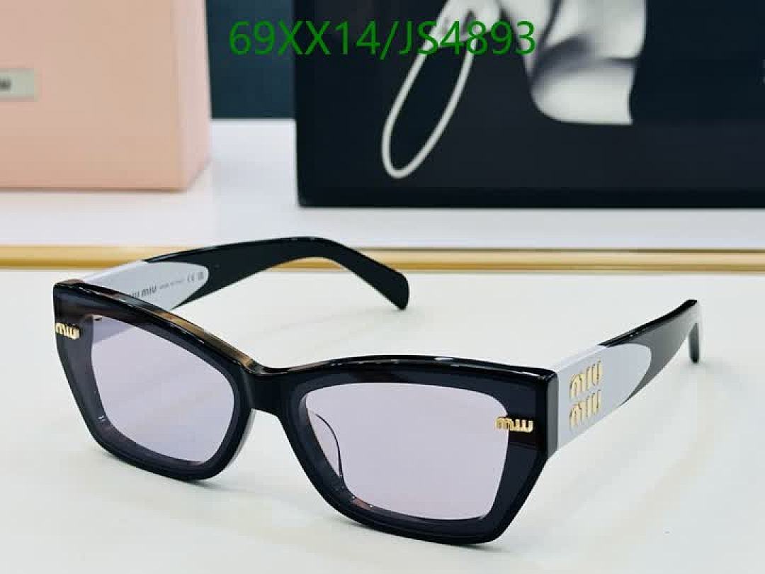 Miu Miu-Glasses Code: JS4893 $: 69USD