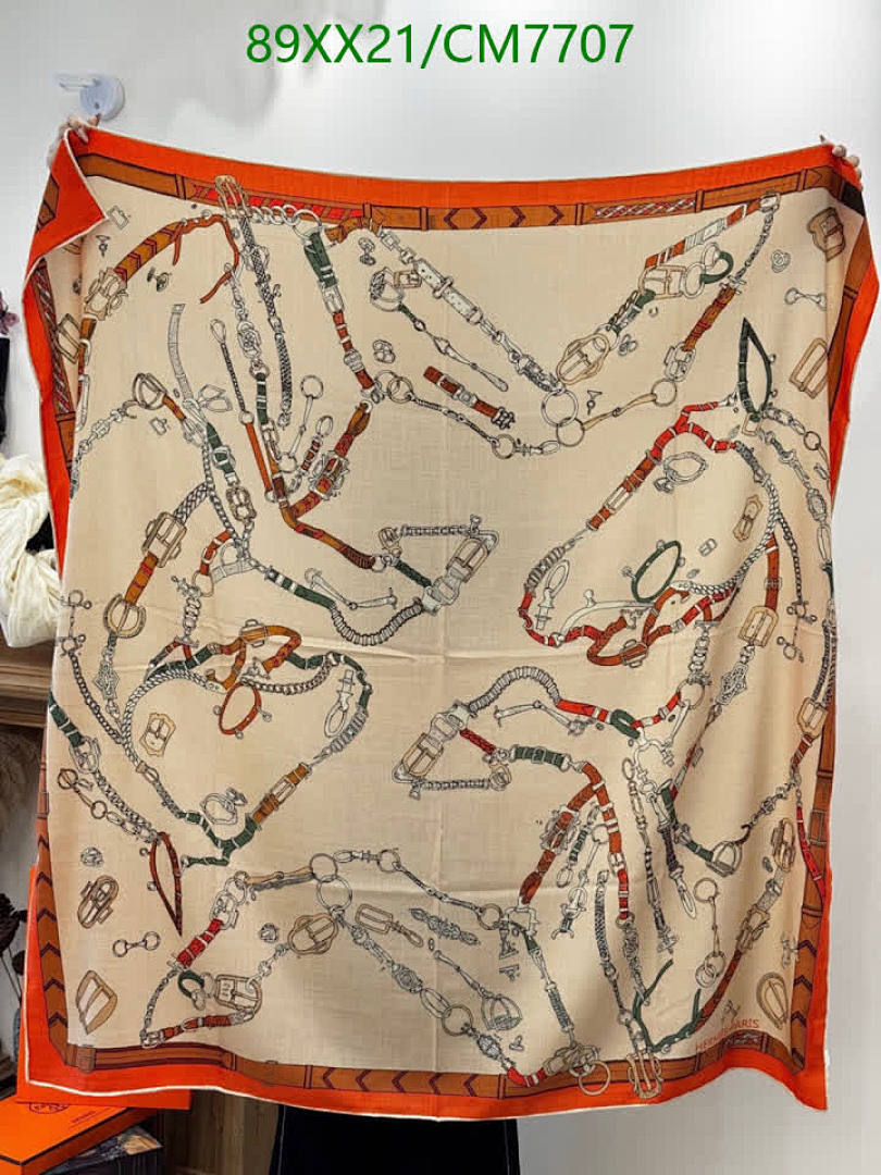 Hermes-Scarf Code: CM7707 $: 89USD