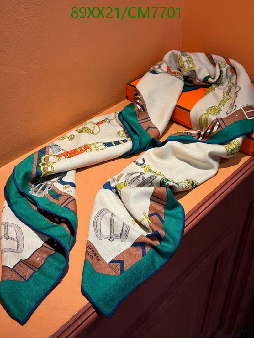 Hermes-Scarf Code: CM7701 $: 89USD