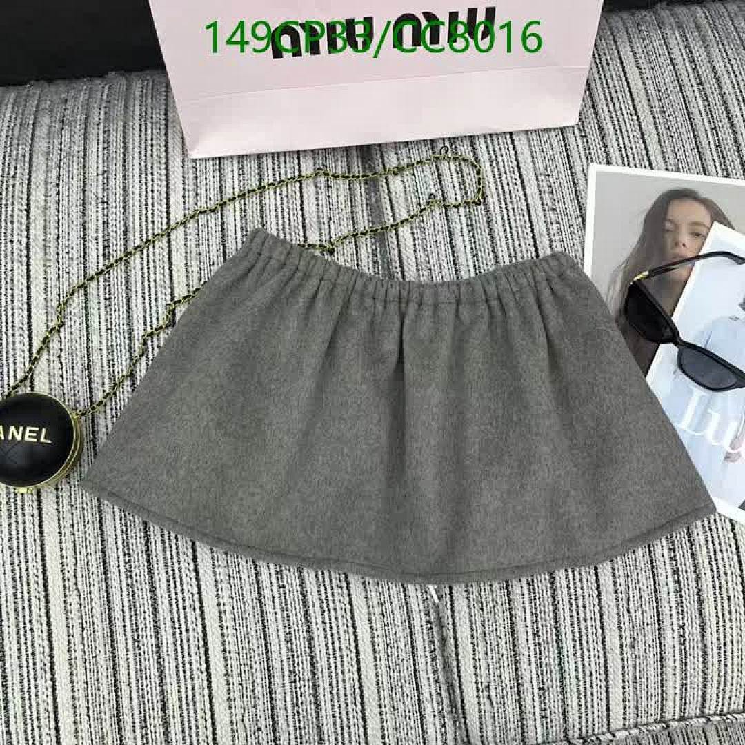 MIUMIU-Clothing Code: CC8016