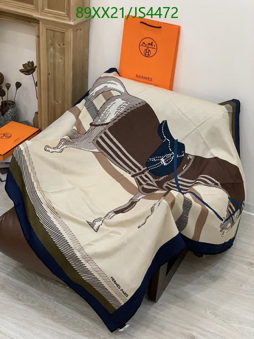 Hermes-Scarf Code: JS4472 $: 89USD