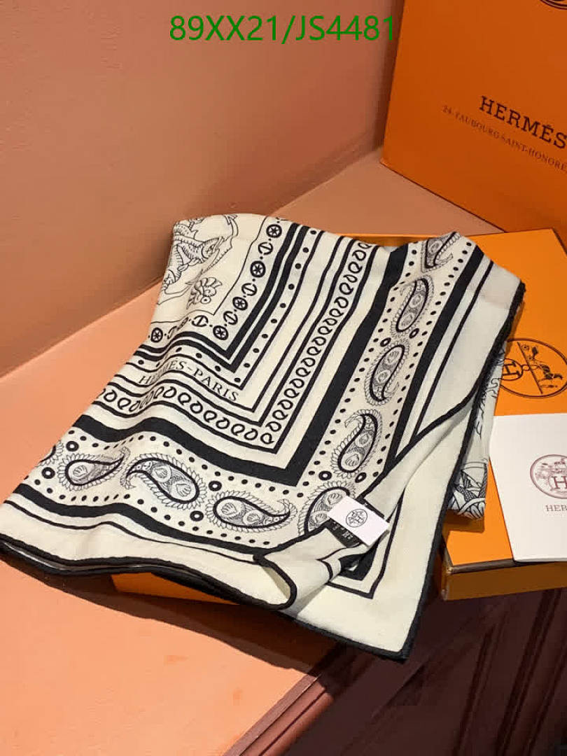 Hermes-Scarf Code: JS4481 $: 89USD