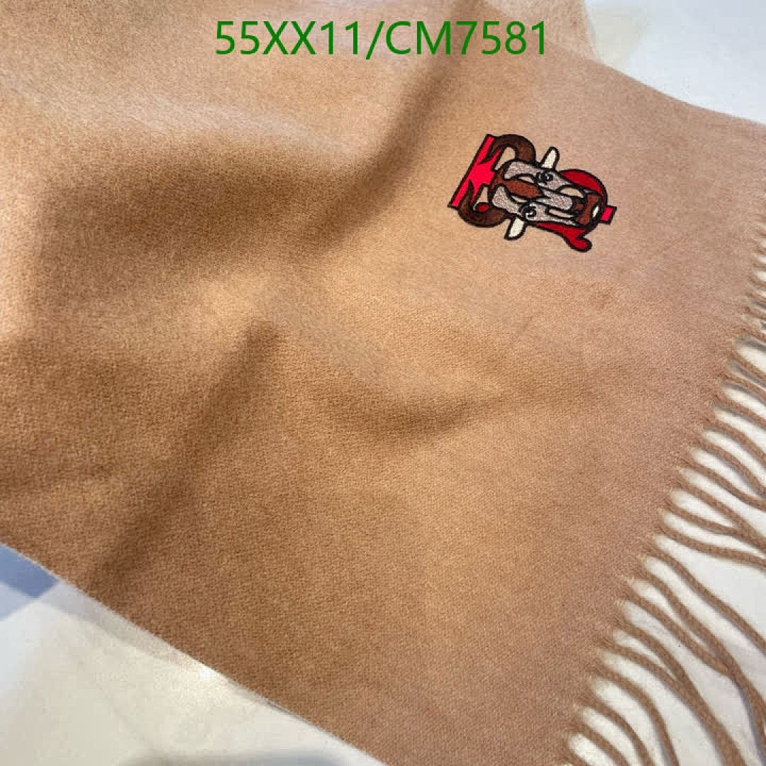 Burberry-Scarf Code: CM7581 $: 55USD