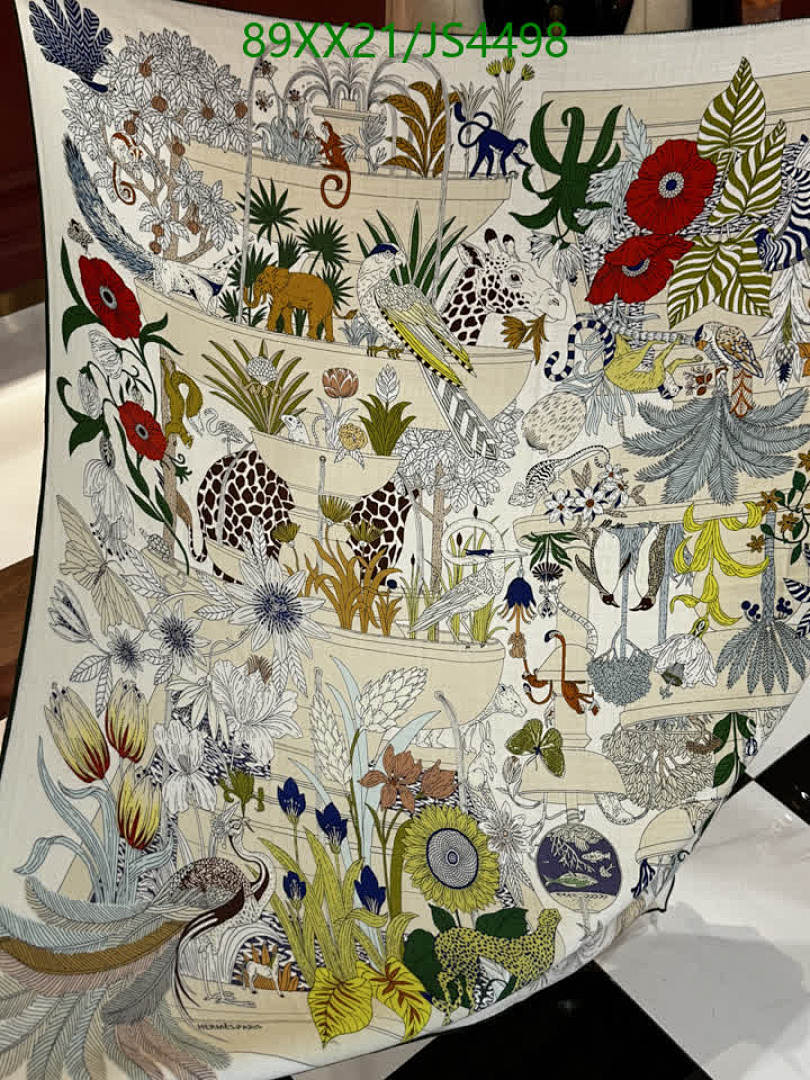 Hermes-Scarf Code: JS4498 $: 89USD