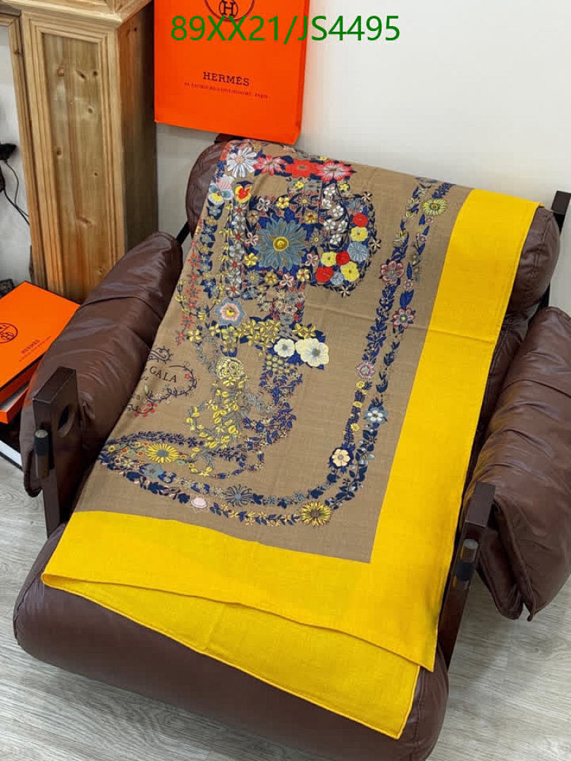 Hermes-Scarf Code: JS4495 $: 89USD