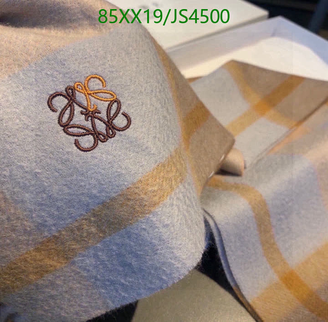 Loewe-Scarf Code: JS4500 $: 85USD