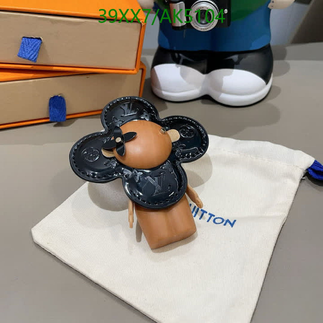 LV-Key pendant Code: AK5104 $: 39USD