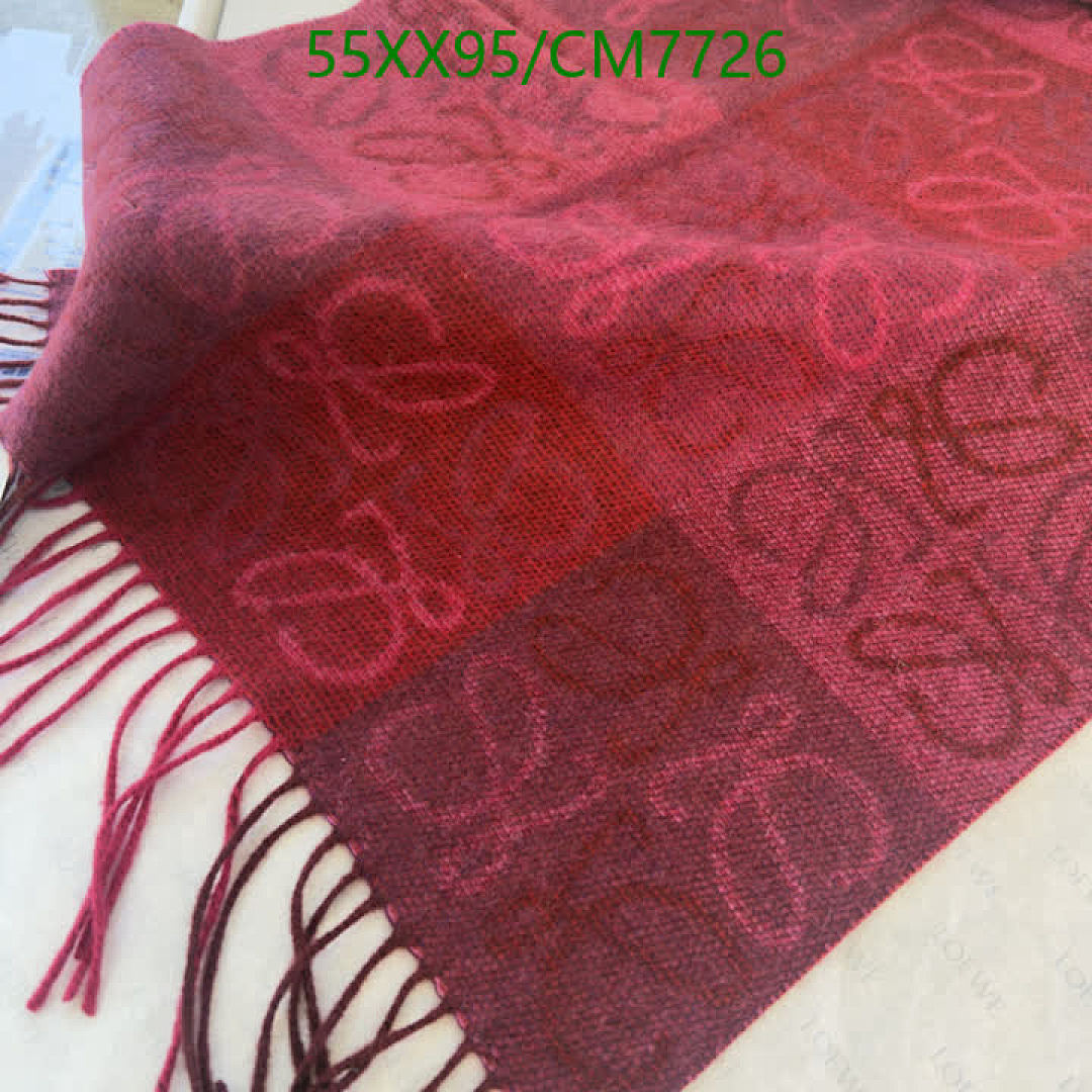 Loewe-Scarf Code: CM7726 $: 55USD