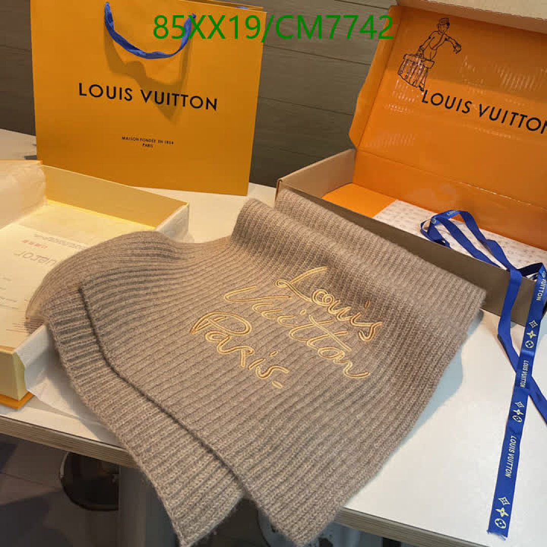 LV-Scarf Code: CM7742 $: 85USD