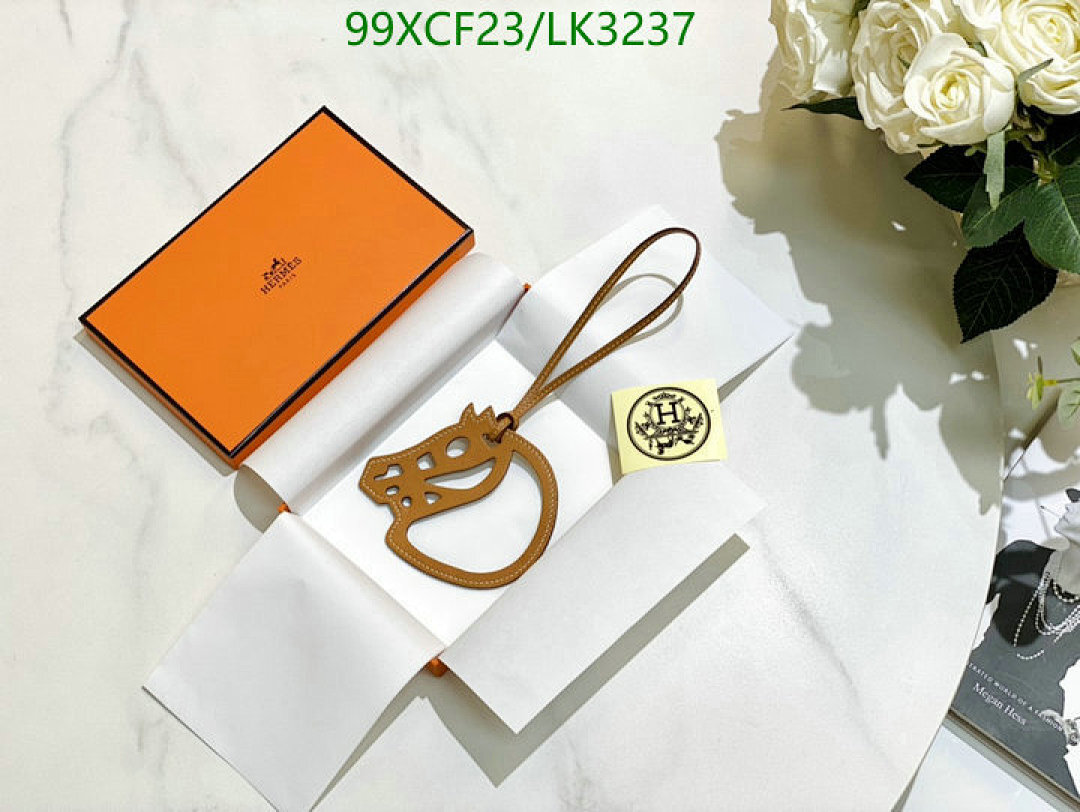 Hermes-Key pendant Code: LK3237 $: 99USD