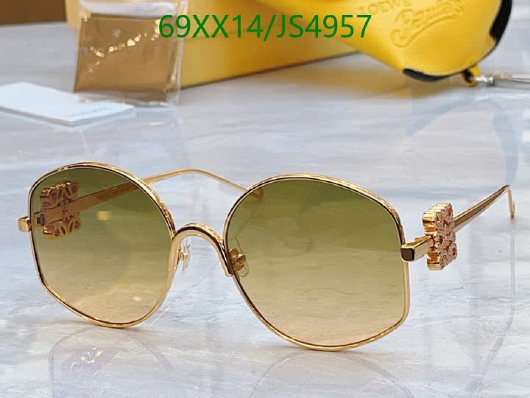 Loewe-Glasses Code: JS4957 $: 69USD