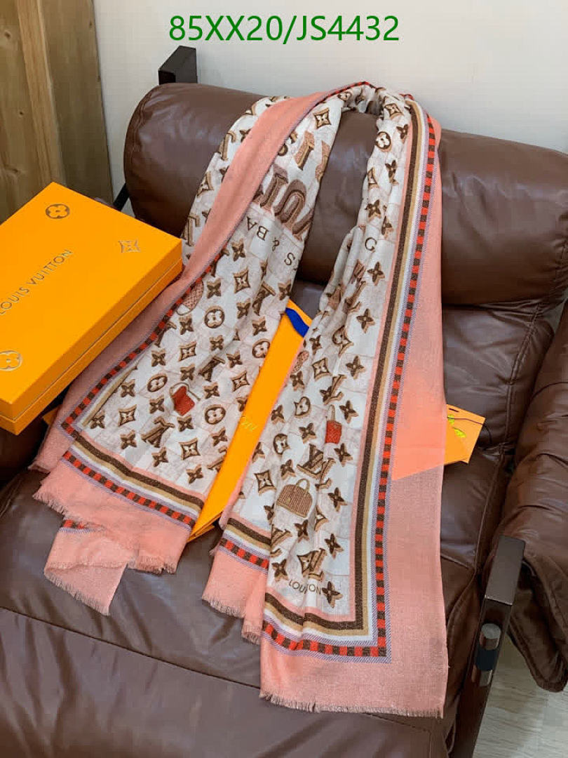 LV-Scarf Code: JS4432 $: 85USD