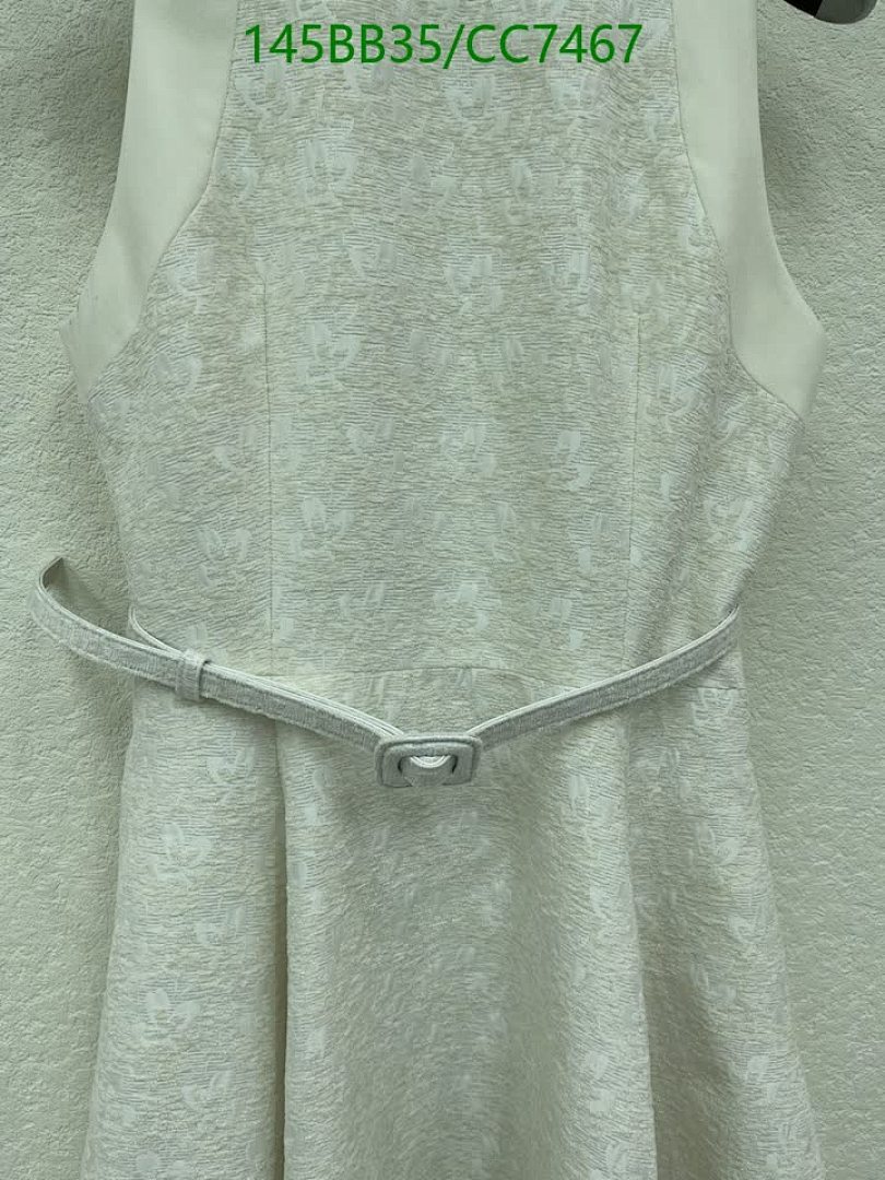 Dior-Clothing Code: CC7467 $: 145USD