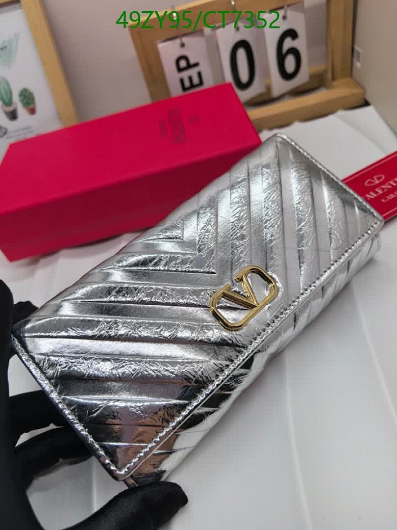 Valentino-Wallet-4A Quality Code: CT7352 $: 49USD
