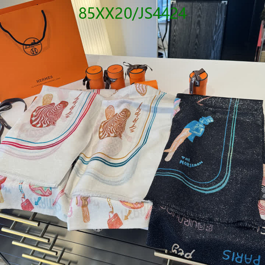 LV-Scarf Code: JS4424 $: 85USD