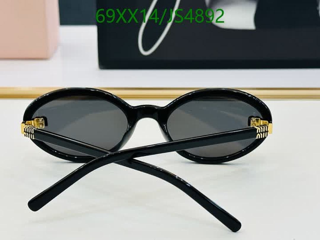Miu Miu-Glasses Code: JS4892 $: 69USD
