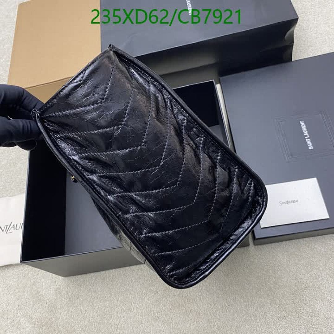 YSL-Bag-Mirror Quality Code: CB7921 $: 235USD