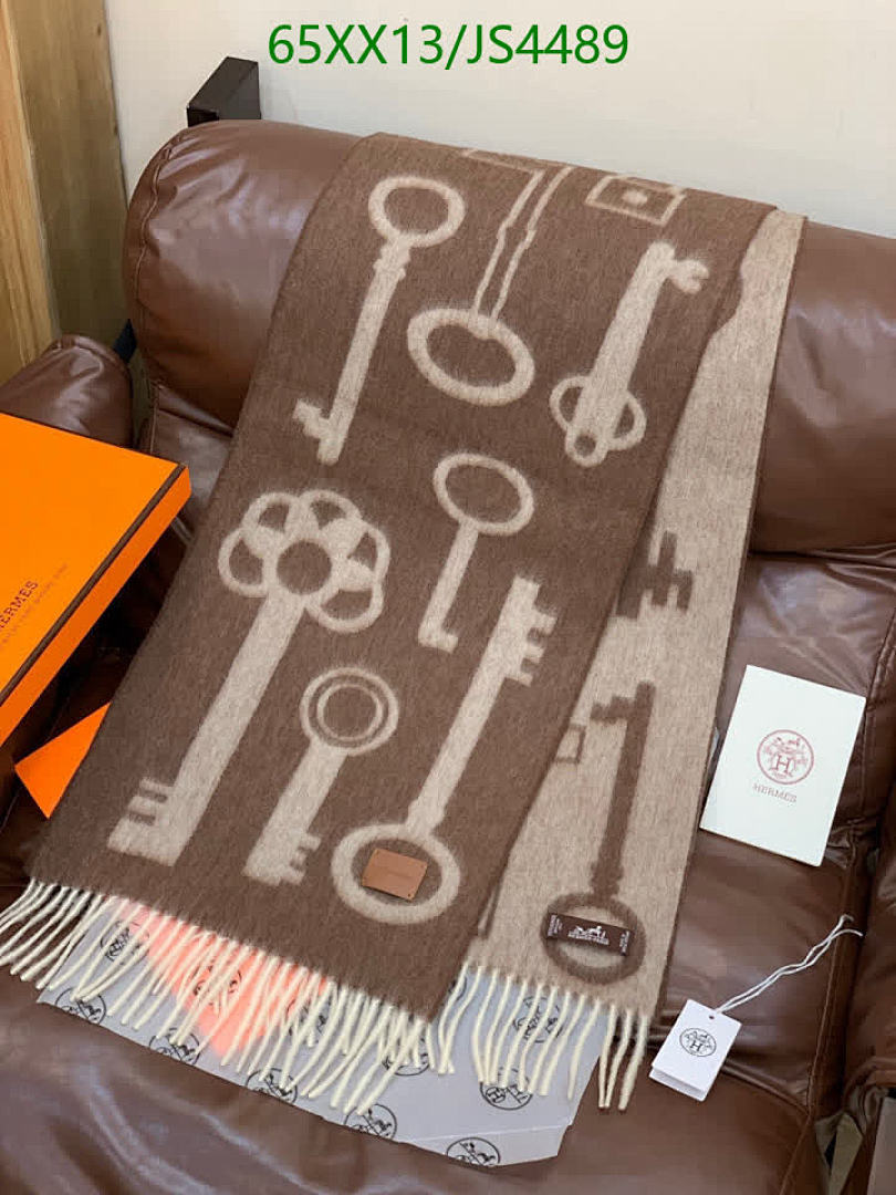 Hermes-Scarf Code: JS4489 $: 65USD