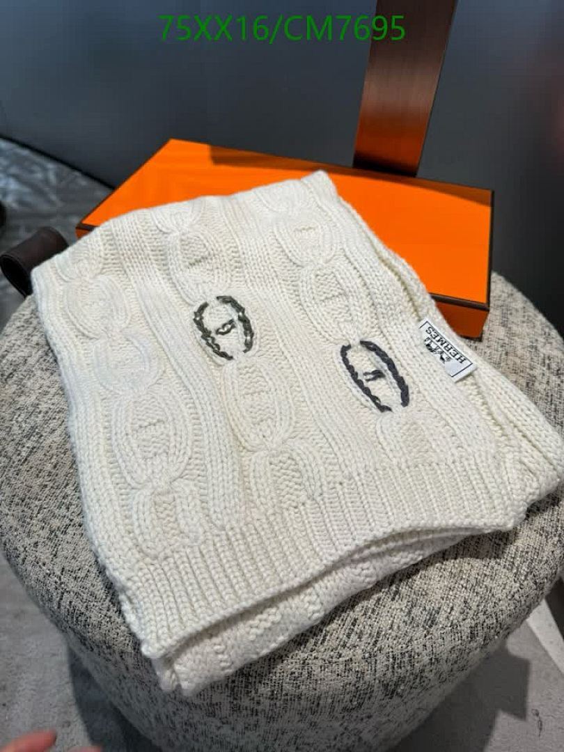 Hermes-Scarf Code: CM7695 $: 75USD
