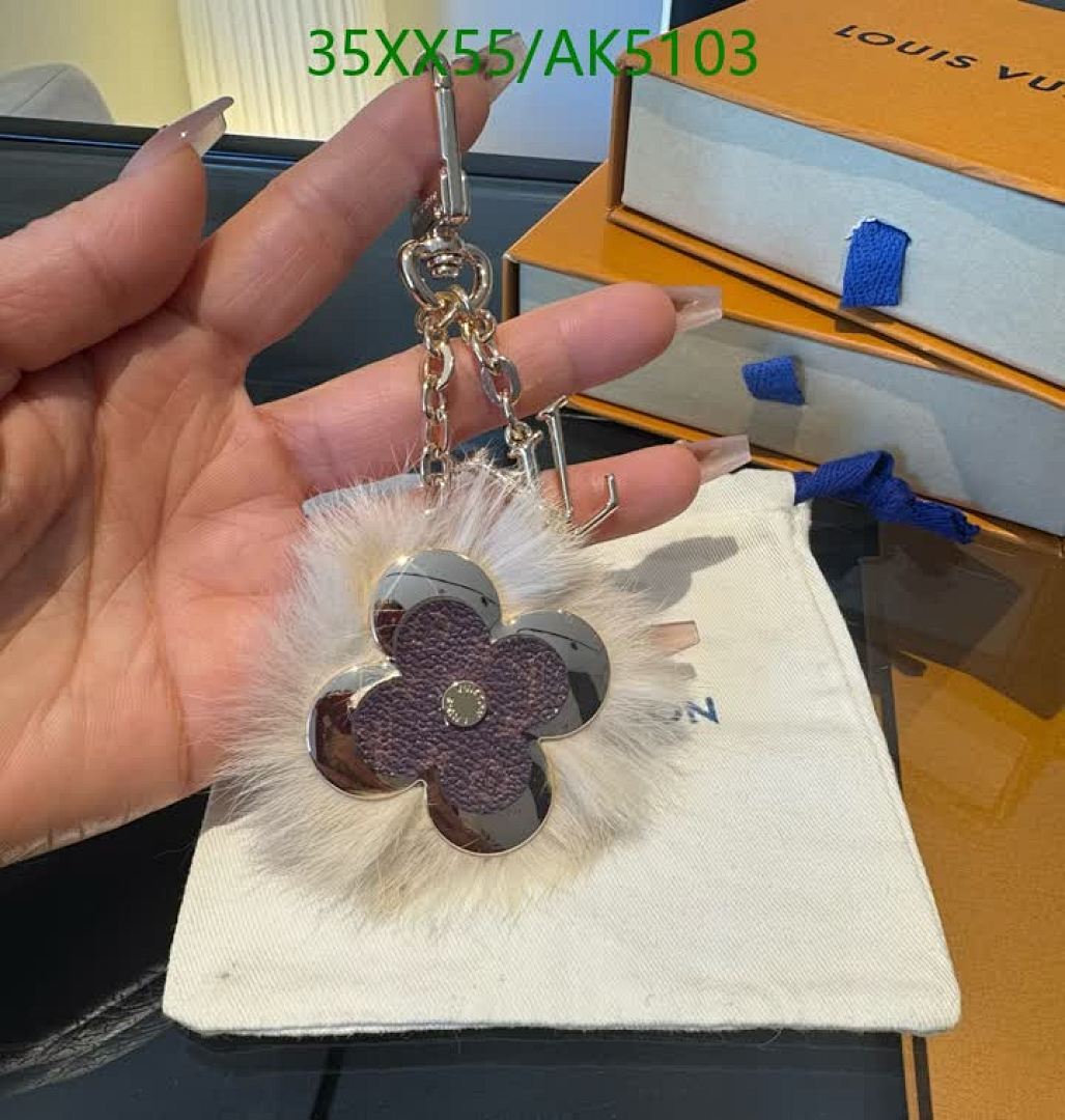 LV-Key pendant Code: AK5103 $: 35USD