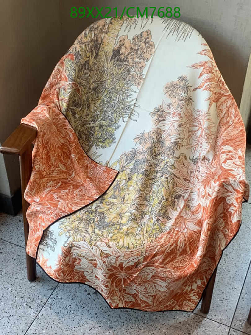 Hermes-Scarf Code: CM7688 $: 89USD