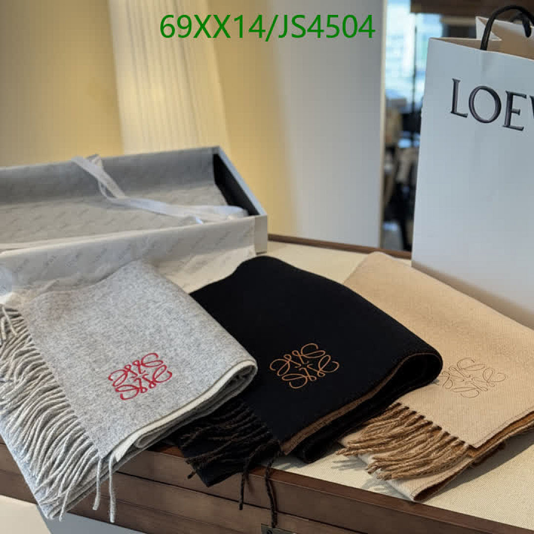 Loewe-Scarf Code: JS4504 $: 69USD