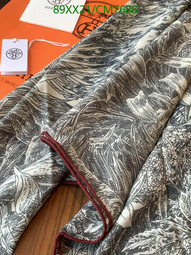 Hermes-Scarf Code: CM7688 $: 89USD