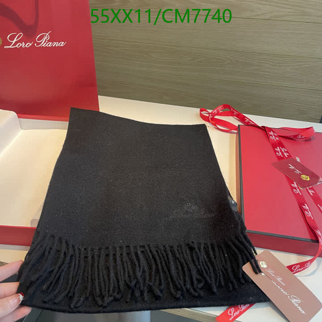 Loro Piana-Scarf Code: CM7740 $: 55USD
