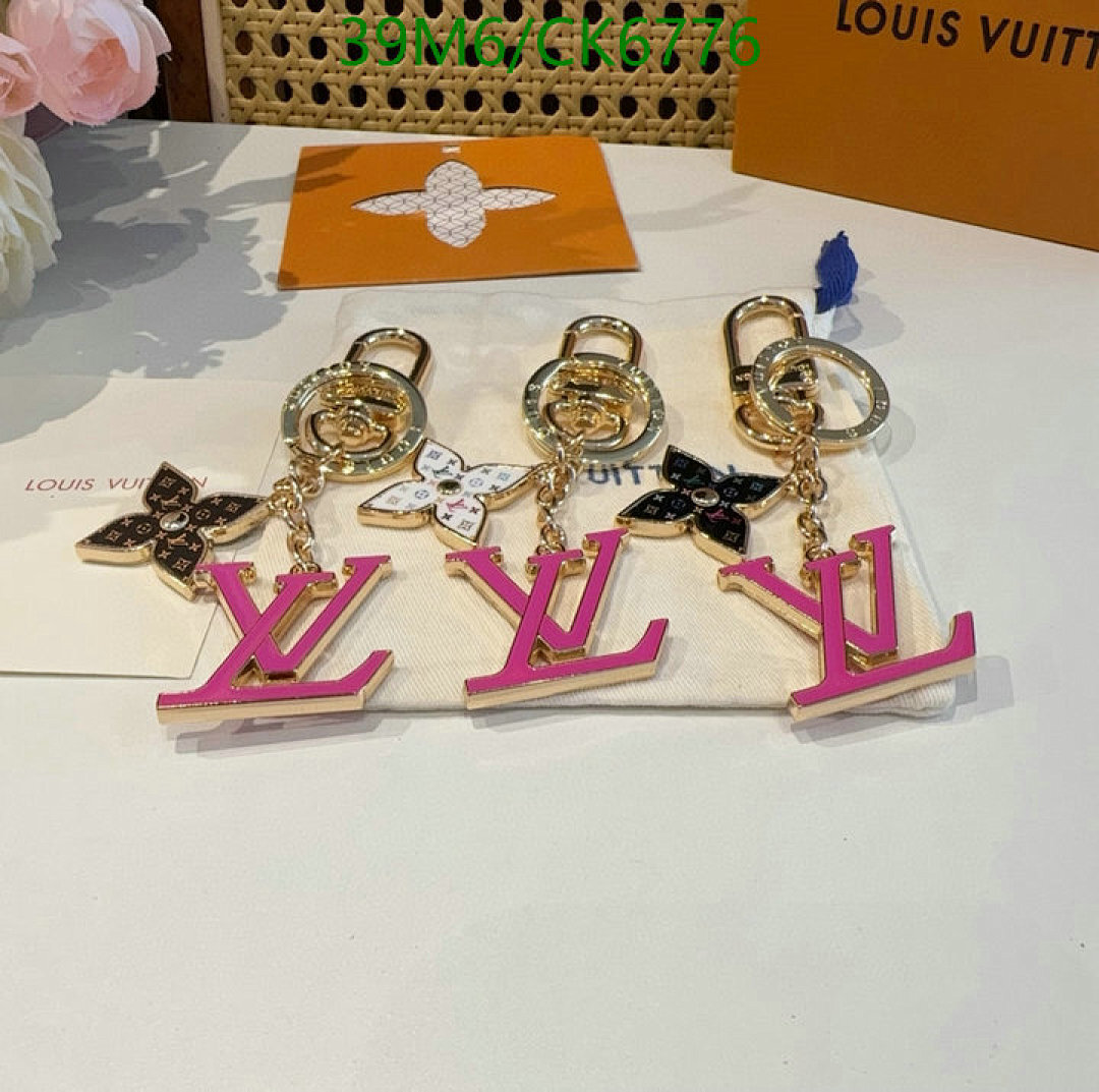 LV-Key pendant Code: CK6776 $: 39USD
